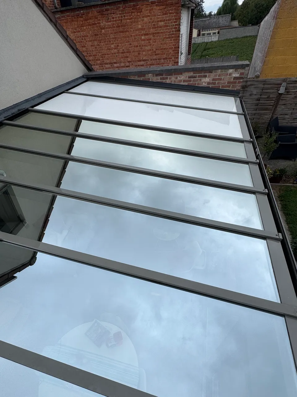toit veranda en verre nettoyé